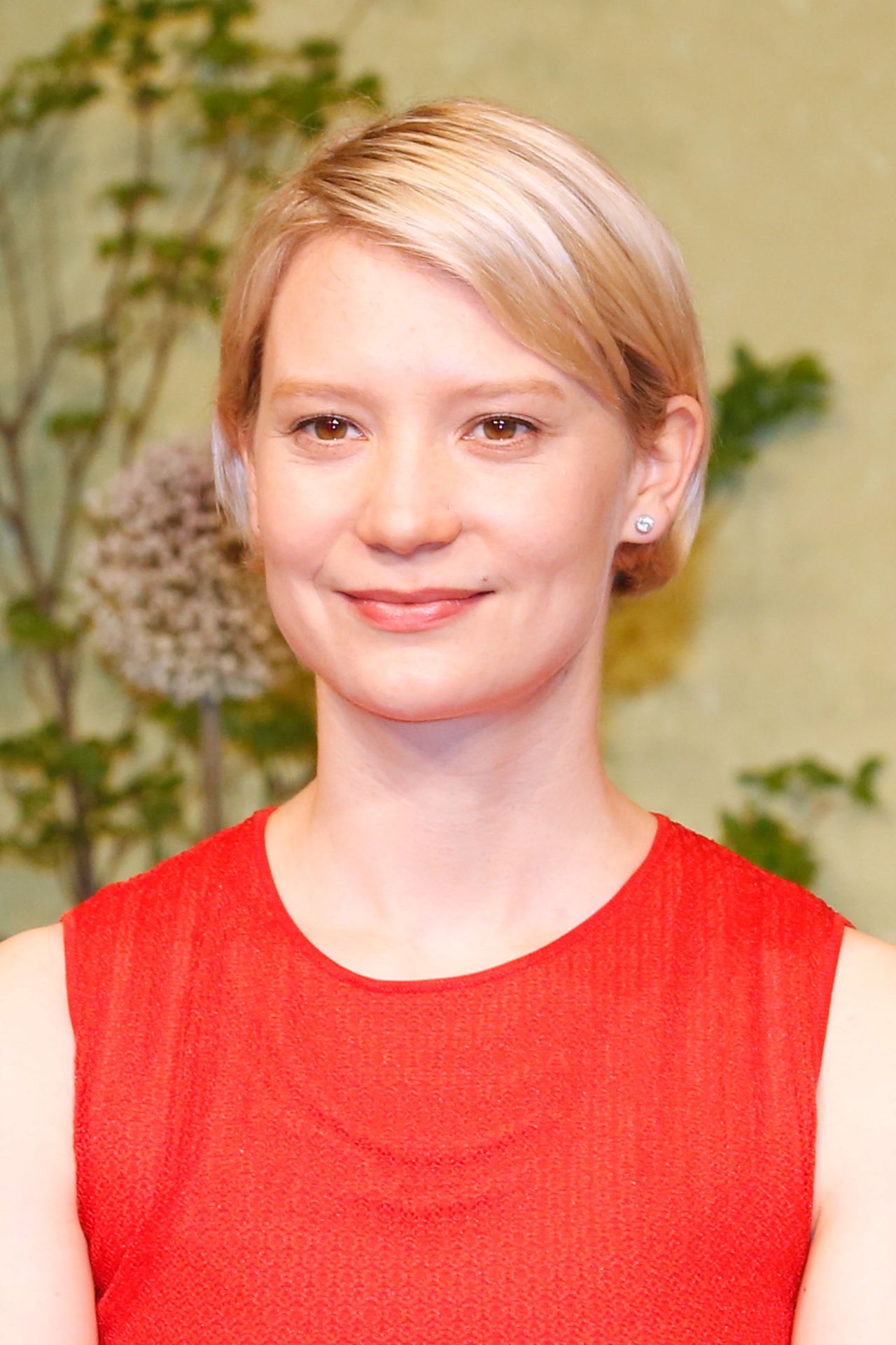 Happy Birthday to Mia Wasikowska who turns 31 today! 