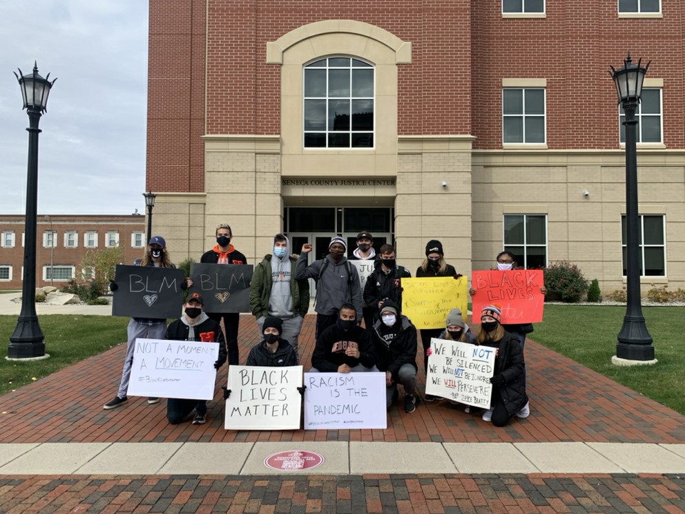 HeidelbergXCTF's tweet photo. #BLM #HUTF https://t.co/lcDcf5rlRe