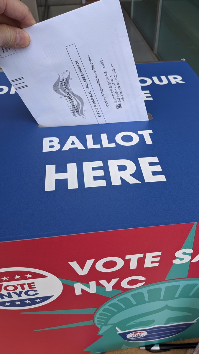 thisjunnaito's tweet photo. Just voted! #DropItInTheBox #VoteEarlyDay #Vote https://t.co/78Loe5RTxn