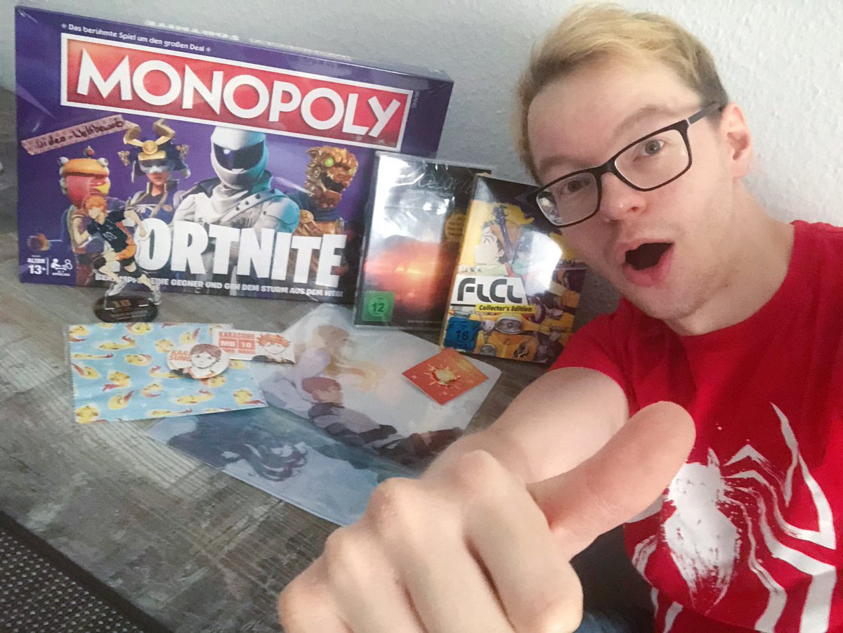 OctoBrothers's tweet image. It‘s been a bit chaotic over the last weeks. Dan’s busy with being a great dad and I‘m about to move across the country but guess what: Our prizes from #Conline20 arrived safely!
We wanted to thank @connichi for the great online con and contests and hope y‘all do well!