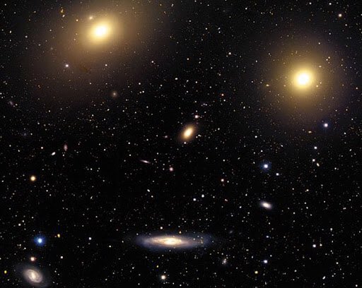 Elahel59's tweet photo. La terre fait partie du système solaire (1), situé sur une partie d’un bras en mouvement d’une galaxie moyenne, la Voie Lactée (2), qui forme avec 50 autres le Groupe Local (3) faisant lui meme parti d’un vaste regroupement de galaxie nommé Superamas Laniakea (4) https://t.co/TNpCdwrh3O