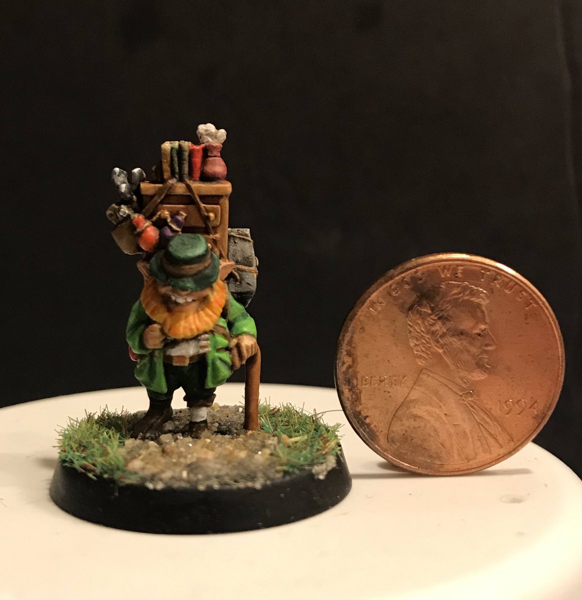 BgMiniatures's tweet photo. Gheorge Smileys 
Tinker, Tailor,
Gnomish Spy.
It is not by goodwill alone are the Hollow Highlands kept free from the  armies of woe!
Smileys “People” the Gnomes and Halflings of the HHSS keep the Folk safe from the legions of evil.
(Hollow Highlands Secretive Servants) https://t.co/puUoHmytu3