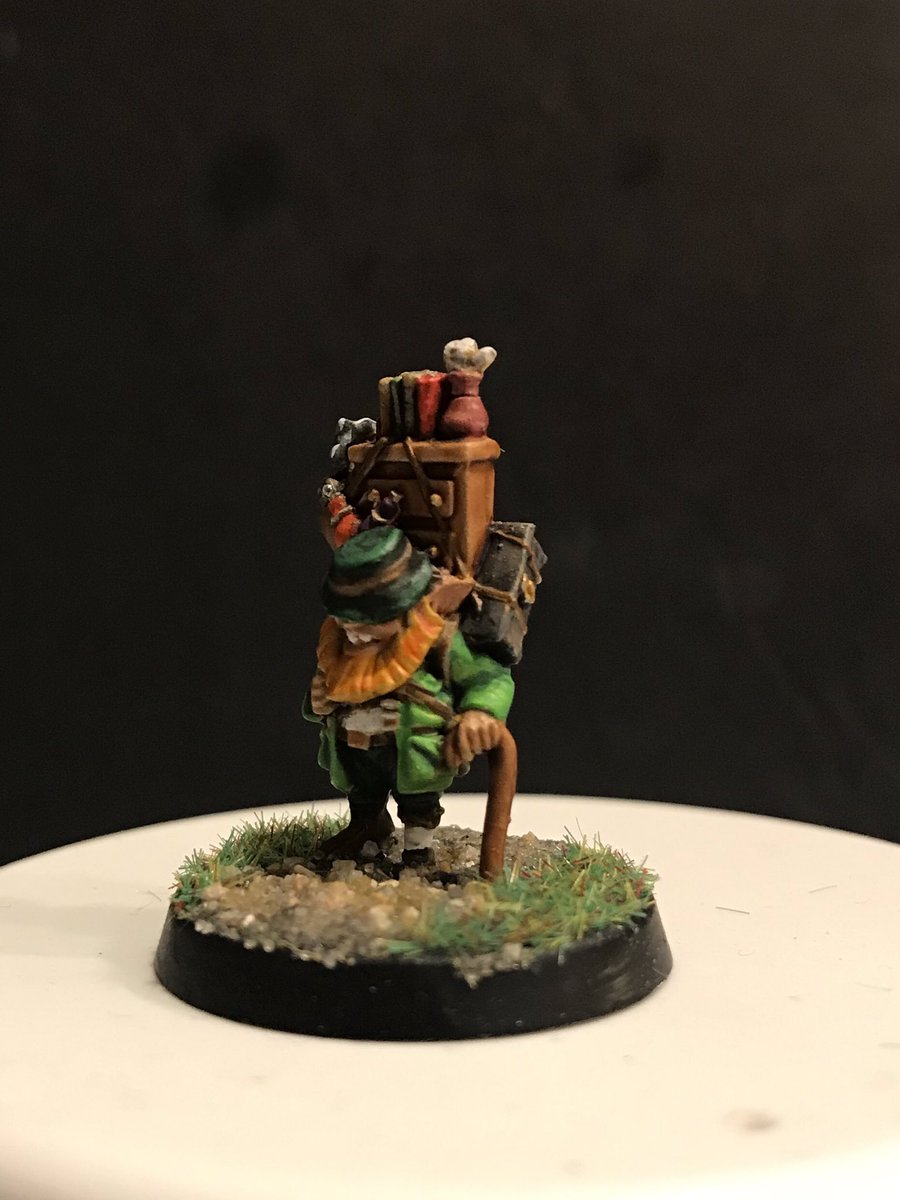 BgMiniatures's tweet photo. Gheorge Smileys 
Tinker, Tailor,
Gnomish Spy.
It is not by goodwill alone are the Hollow Highlands kept free from the  armies of woe!
Smileys “People” the Gnomes and Halflings of the HHSS keep the Folk safe from the legions of evil.
(Hollow Highlands Secretive Servants) https://t.co/puUoHmytu3