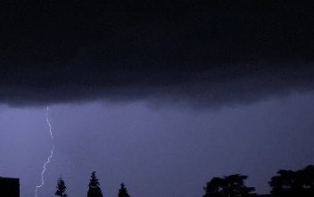 an_nvjm's tweet image. Ils pleuraient alors qu&apos;ils étaient pieux alors que toi, tu ries avec des péchés..