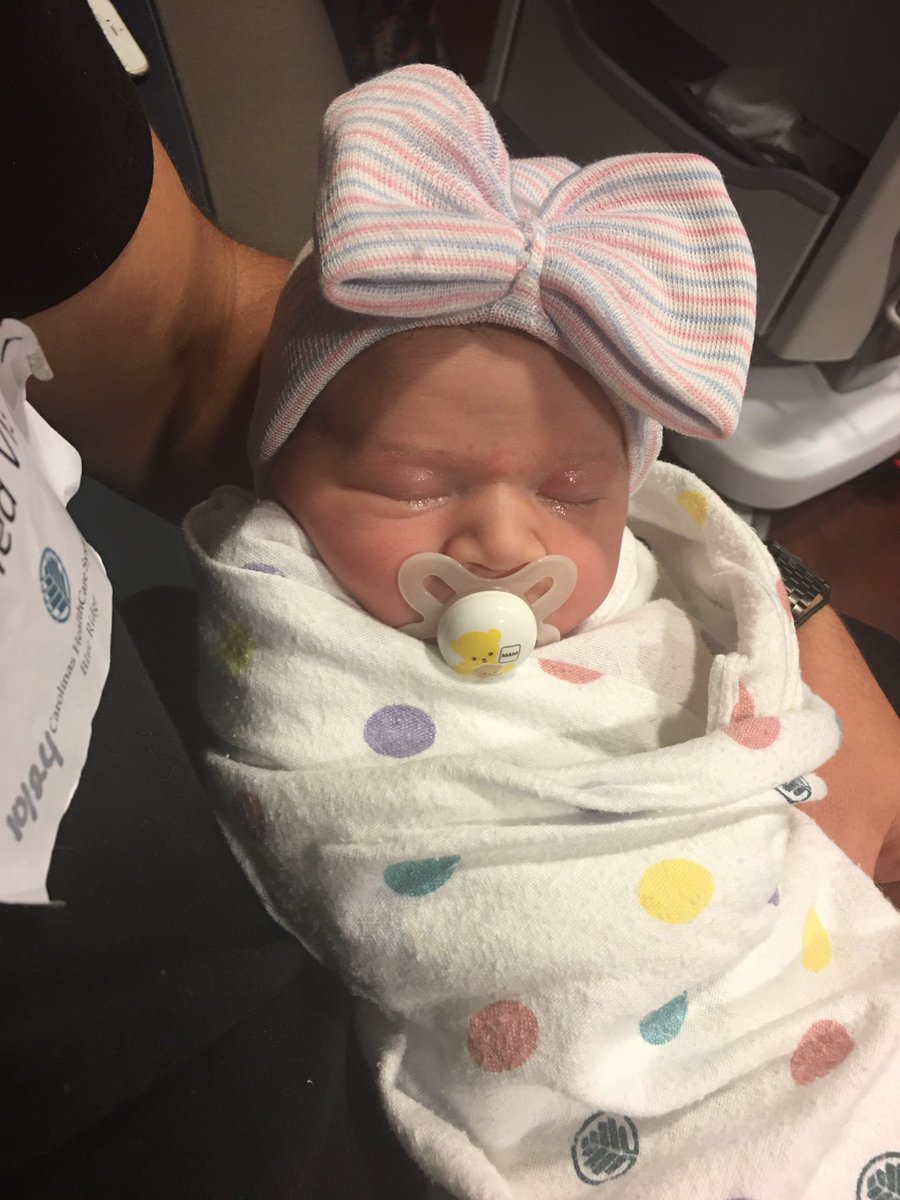 KaylinLoveXo's tweet photo. my beautiful baby girl, yazmyn shay 💗 https://t.co/F1s5TaaLVR