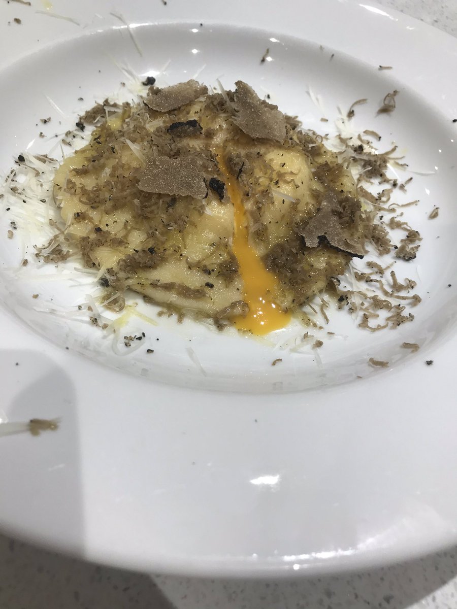olianasuk's tweet photo. Home made #raviolone Filled with #yorkshirericotta #eggs 
Grated @WiltsTruffles &amp; #yorkshirefiore and a drizzle of @FilippoBerio https://t.co/C0i4x6oASe