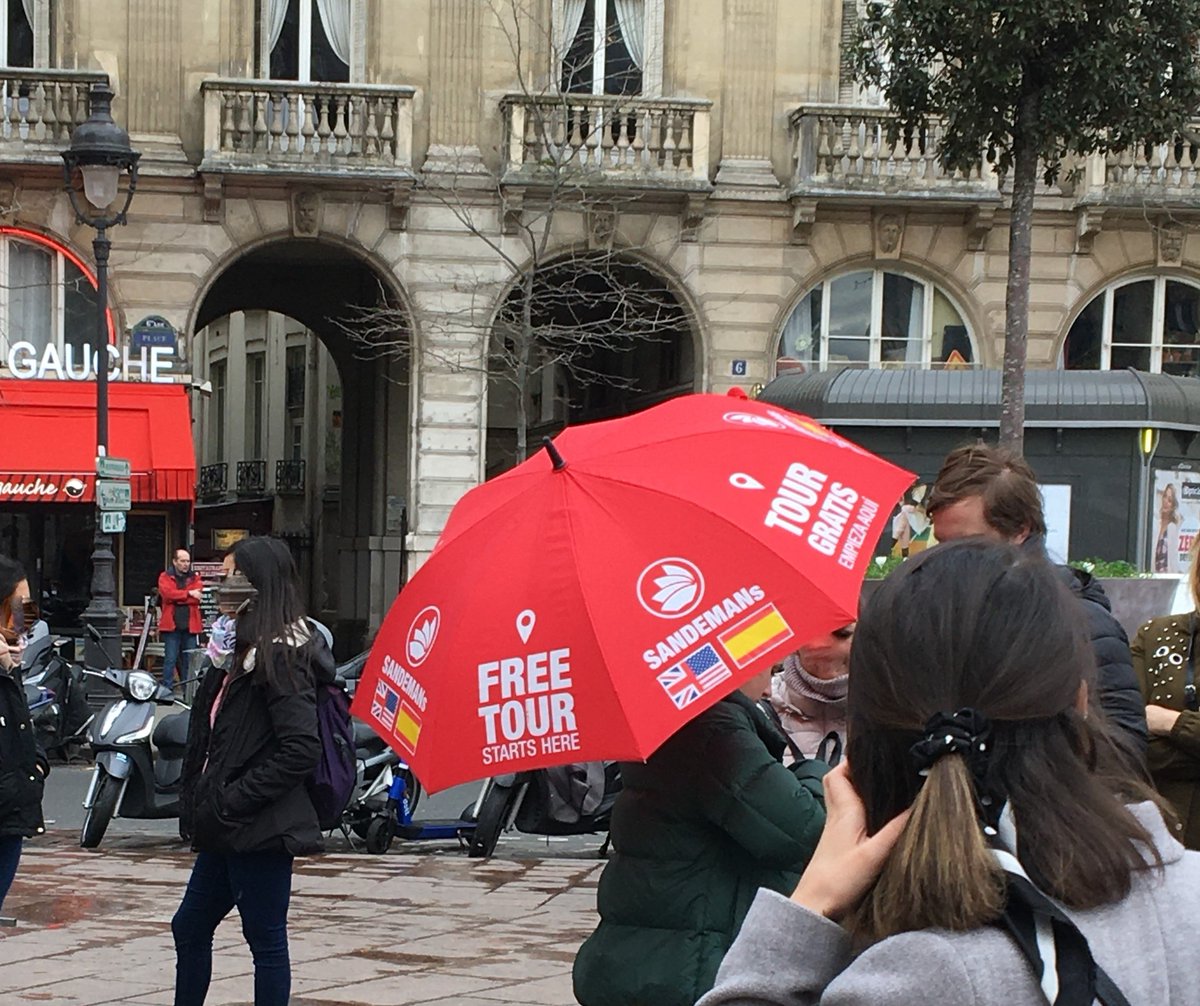 Atelier national 2020 AQIP : Pascale Marcotte, professeure titulaire au département de géographie de l'Université Laval, invite à la réflexion avec sa conférence intitulée «Permis de raconter la ville ? Réglementation, formation et transformations». bit.ly/2HaOTnl