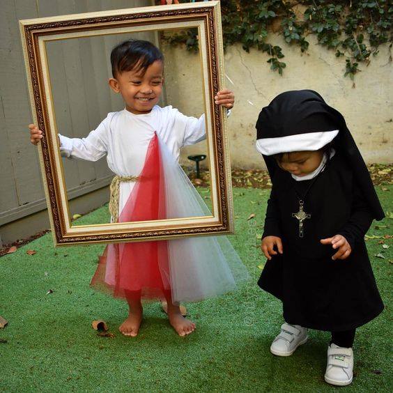 EWTN's tweet photo. If you're participating in #AllSaintsDay festivities, send us your photos! Let's reclaim #Halloween as a holy day to honor the saints! Email communications@ewtn.com (Please only send photos of you/your kids. Photo by IG user @iflyuntothee, used with permission) https://t.co/7wwIyXsqz4