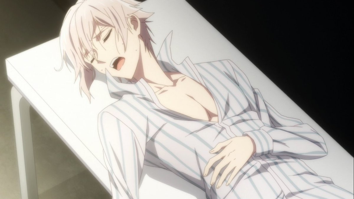 later within the same episode, tenn nearly passes out. i think idolish7 provides such a humanizing approach to the industry by being realistic about what they choose to showcase. it's kind of like.. hey, maybe consider that the industry isn't all rainbow and sunshine?