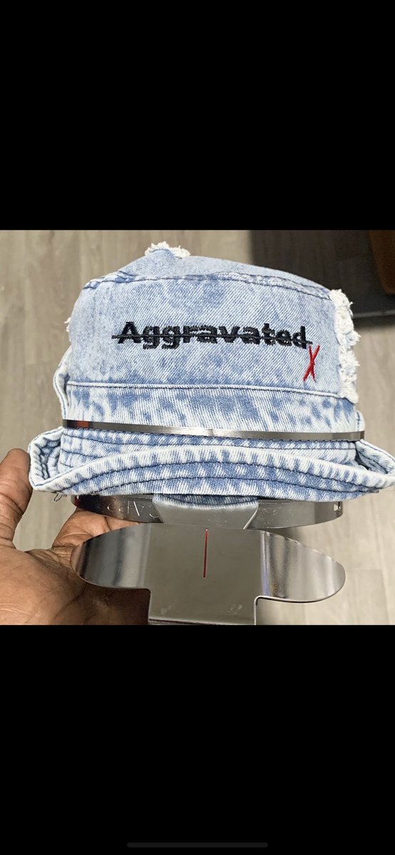rymbfos's tweet photo. Hey Twitter, I manufacture clothing for numerous upcoming brands. I’m trying to expand my small business and it cost $0 to help promote my business. A simple like and retweet will help my business reach a larger audience. 🙏🏾 Also, follow my IG: rym_prints https://t.co/IhqQ7Pzgoc