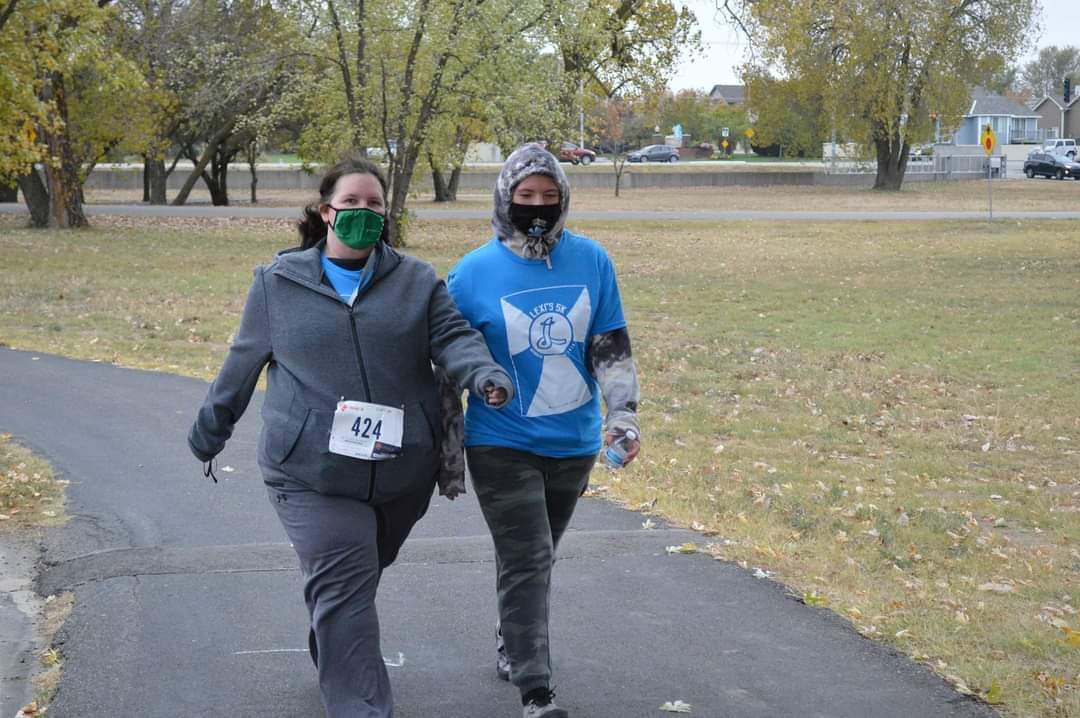 BeckyMeets's tweet photo. Placed 6th in my age bracket in my 1st official 5k! My daughter placed 1st in her age bracket. Lots of layers in the 30 degree cold! https://t.co/0fPr8qYup9