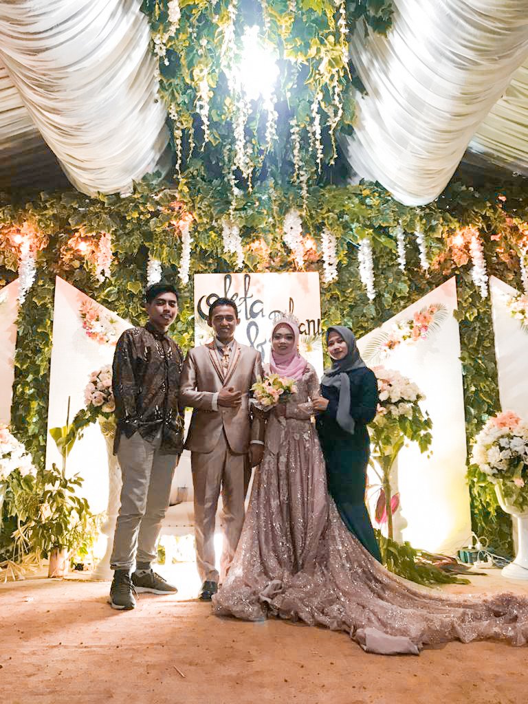 Kondangan chekk!
<a href="/Retnonovakumala/">Nupup</a>