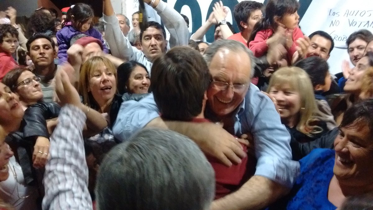 FranMorchio's tweet photo. El 25 de Octubre de 2015, junto a Federico Bogdan, eramos elegidos por los vecinos de #Gualeguay para llevar adelante el cambio que tanto necesitamos. 

Fuerza Fede, acá te necesitamos y te esperamos. https://t.co/K4vQp0Nbzc