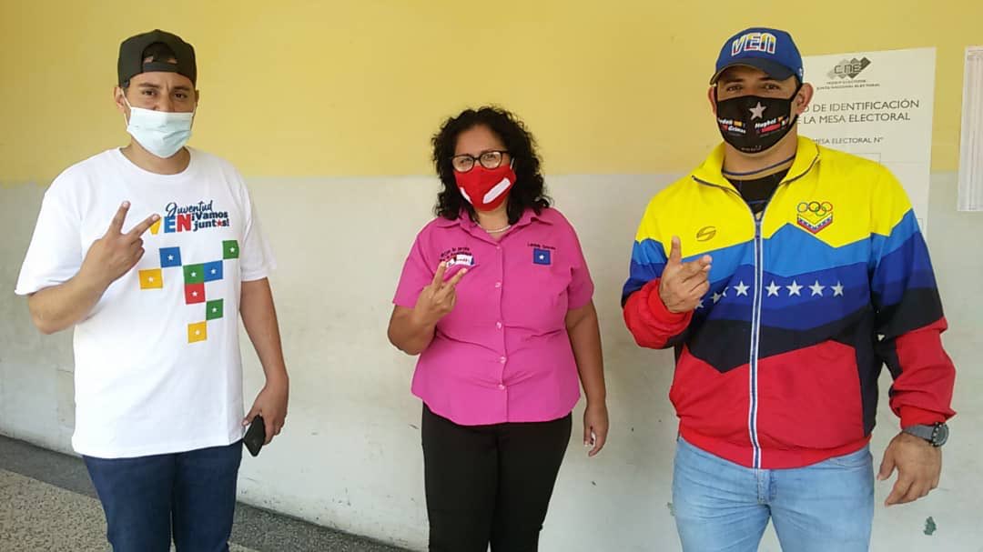 El pueblo trujillano hoy demostró su carácter democrático y participativo en el #SimulacroAN2020. Reconocemos también el trabajo de los funcionarios del @Cne_ve y a la <a href="/ZODI23_TRUJILLO/">ZODI 23 TRUJILLO</a> por hacer posible esta jornada dispuesta en los 20 municipios de la entidad. #VenVamosJuntos