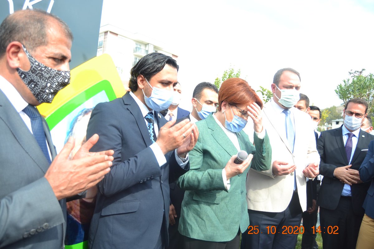 SonsuzteşekkürlerÇiğliBelediyeBaşkanımız UtkuGümrükçü'ye,
Çiğli'de GenelBaşkanımız Sayın @meral_aksener'in rahmetli ağabeyi Nihat Güreradınaparkyaptırmasından dolayı...gayretini esirgemeyen, vesile olanÇiğliilçeBaşkanımız @Ozgur_DOGAN_ ,İlBaşkanımız @husmenkrkpnr 'a Teşekkürler https://t.co/S5Gs2WKeQS