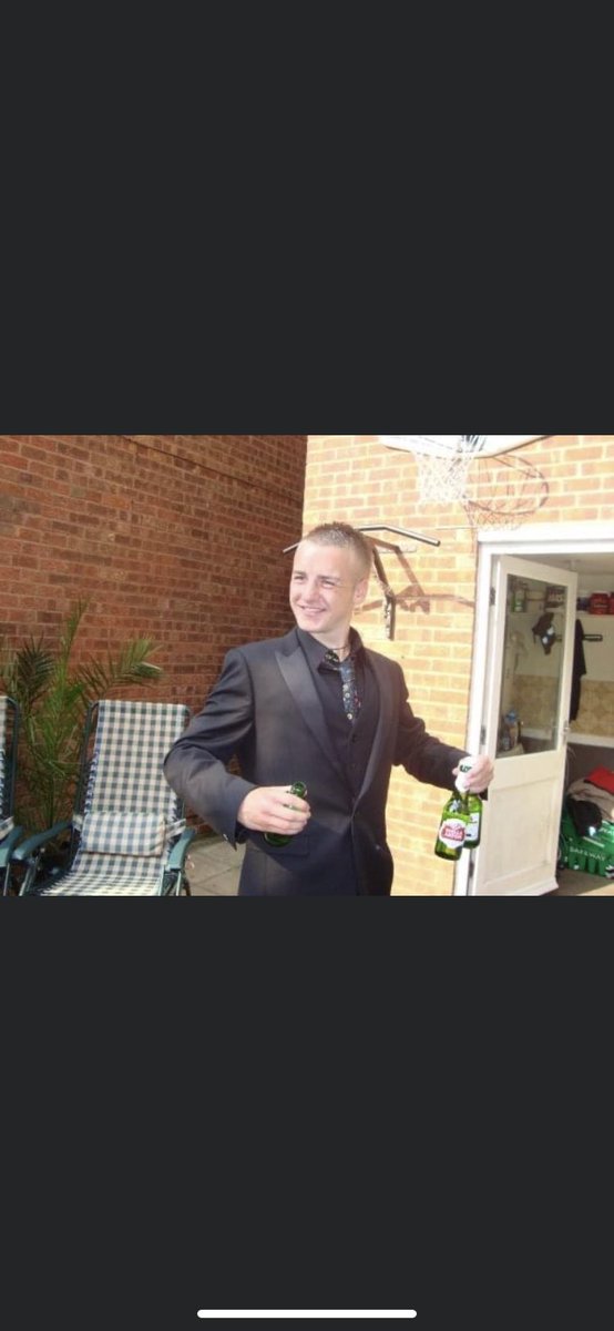 MOM today was <a href="/JoeyFrampton/">Joe</a> who contributed not one, not two, but three assists and scored a penalty to send us on our way to victory. 

When Joe found out, he put on his favourite suit and cracked open a few bottles. Enjoy Joe, well deserved. 

🦁