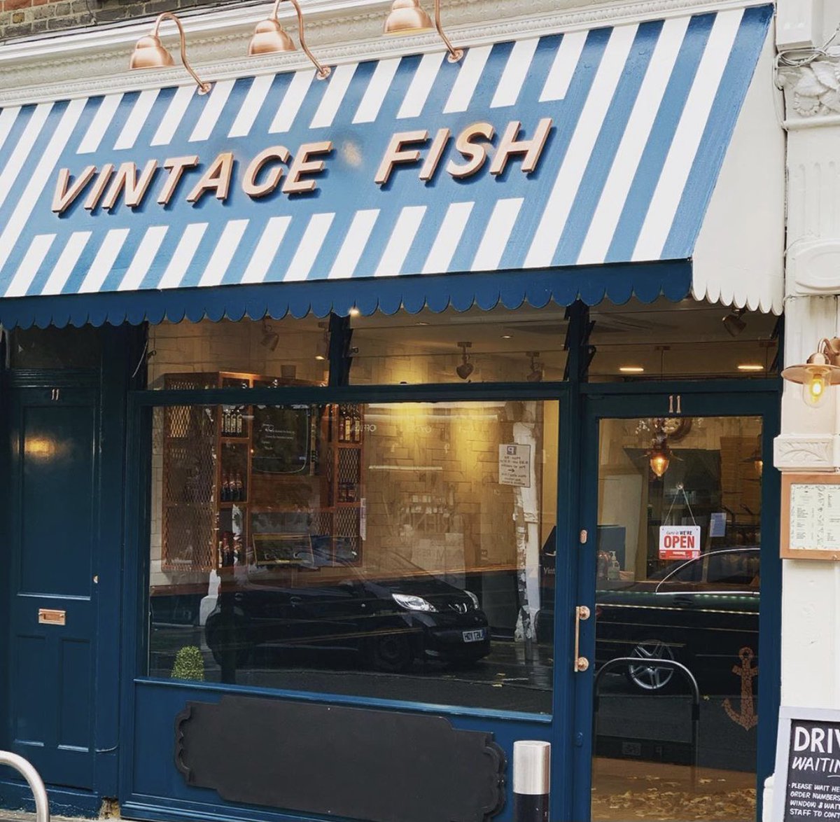 MyWimbledonApp's tweet photo. Amazing initiative from @vintagefishUK who are offering kids between 6-15 free meals this half term. If you, or someone you know could do with a little help, free kids meals are available for collection only between 12-3pm. Great work guys! 👏 https://t.co/bWEcVnxrjB