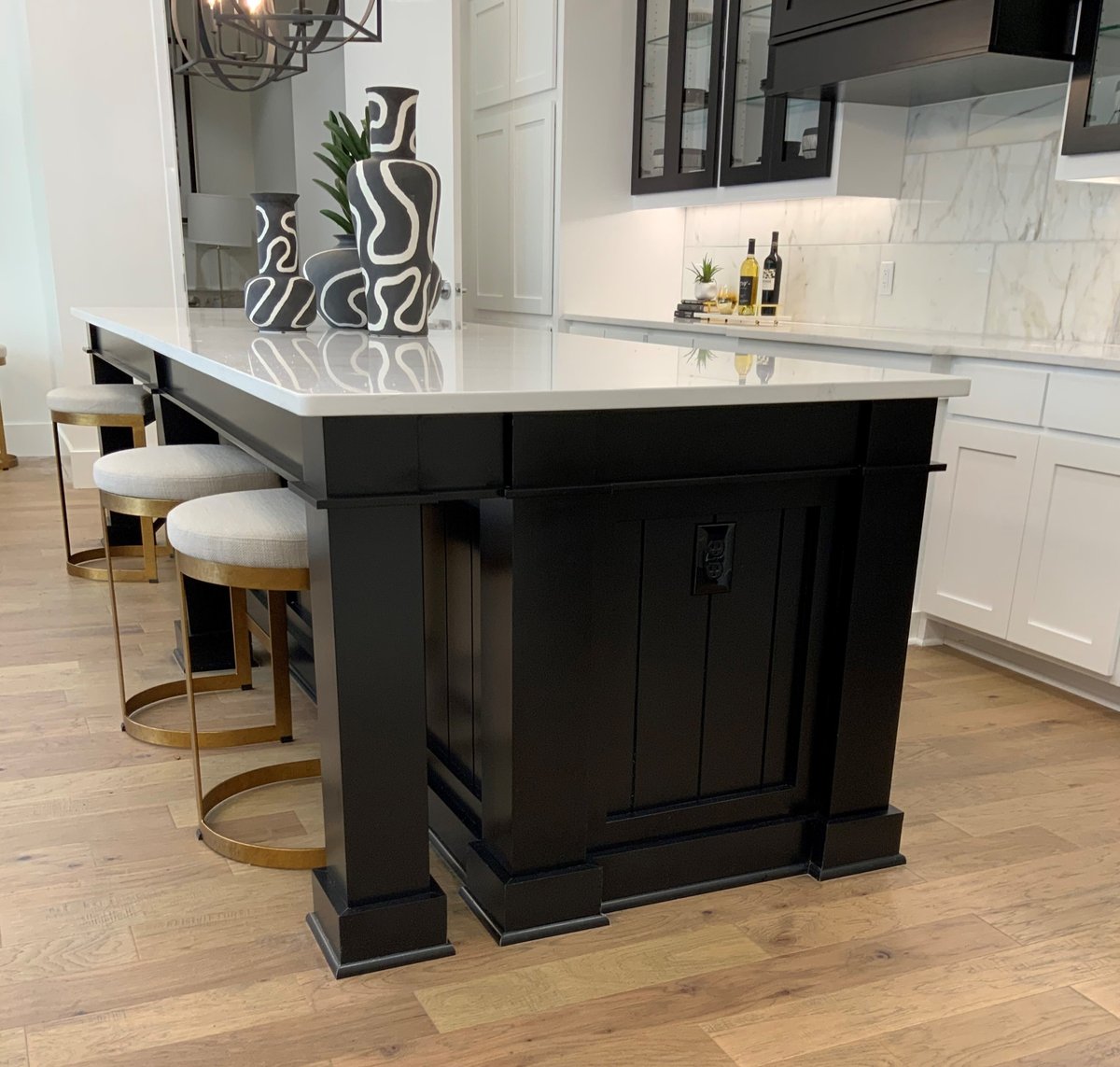 Artisan's Cabinetry and WoodWorks tweet media