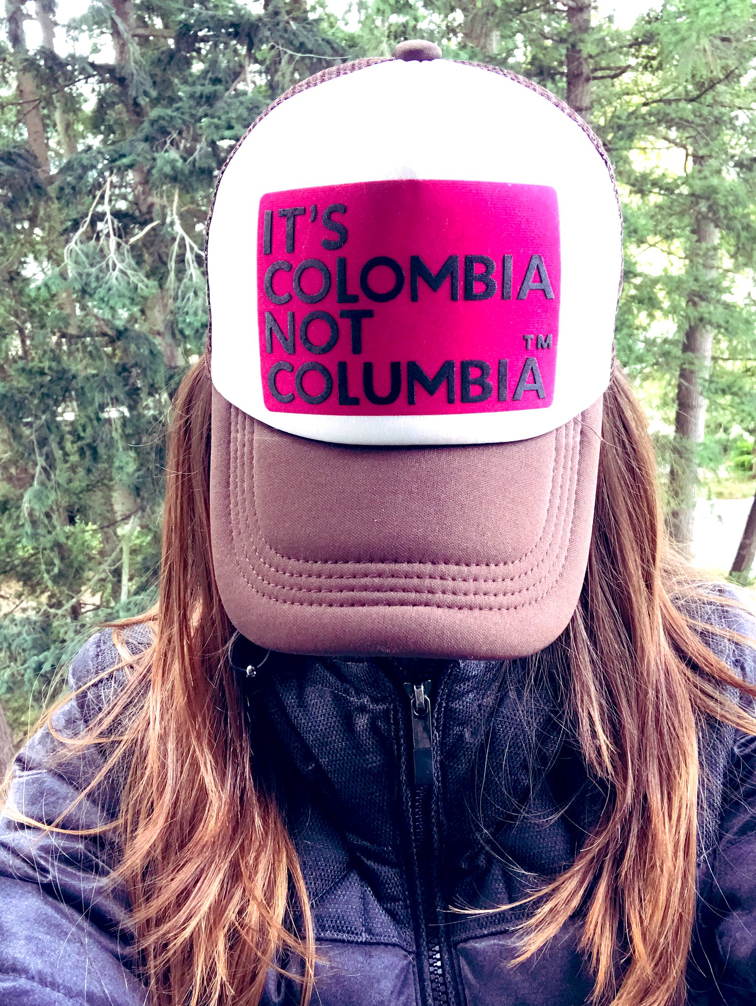 Ana Gonzalez on X: Please help spread the word: #itscolombianotcolumbia  For example 🤣 Birds overwinter in Colombia 🇨🇴 not Columbia I'm from  Colombia not Columbia Colombian coffee not Columbian coffee   /