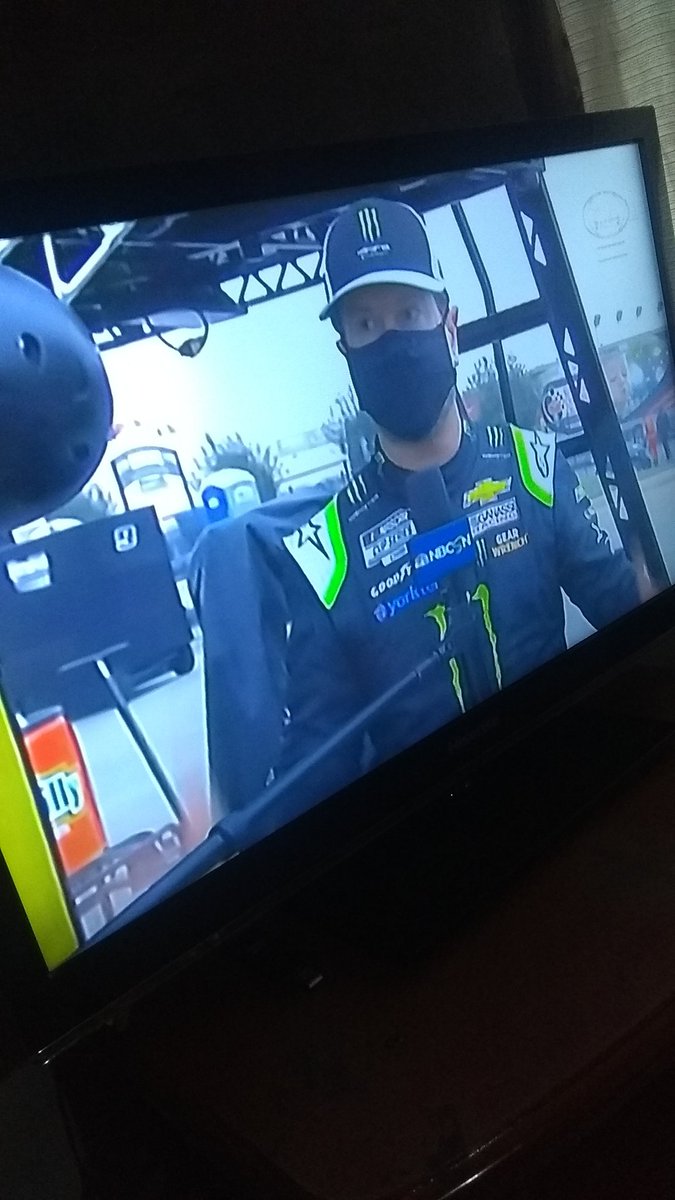 Ro_Barranqueroo's tweet image. Desde Tandil siguiéndolos! @MartinPonte85 @matisanchez @damonrelator .

Esperemos que se relargue rápidamente! 
De todos modos voy por @dennyhamlin 

#DH11 #NASCARxFOX
