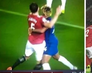 So umbrella fans were crying for penalty againt Maguire. so what is these, even VAR denied Man United penalty and it was not even reviewed