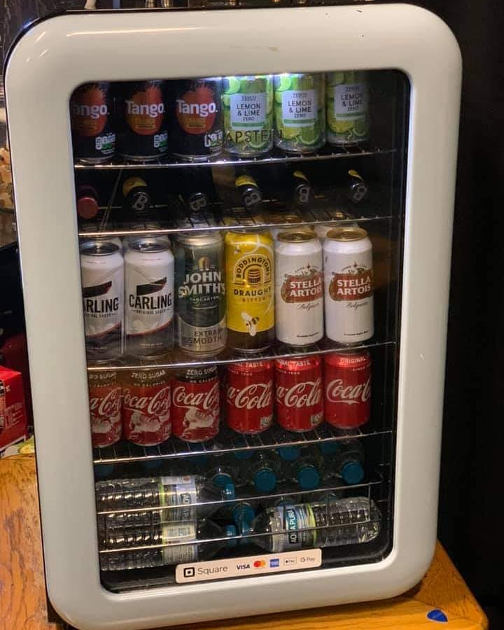StreetStarLive's tweet image. VIP area fridge .... all topped up ready for small pods of artistes to relax and enjoy during , recording, filming, photo shoots, etc. 

#magicalspace #studio #studiophotography #studiolife #studiosession #studiocrew