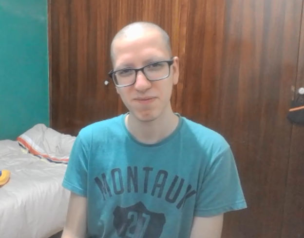 LOLiTOFDEZ's tweet photo. Solo os pido que porfavor tengáis precaución y no salgáis a la calle sin mascarilla, este chico esta sufriendo las consecuencias, no acabéis como el. 🙏 https://t.co/sBQrpZUy5r