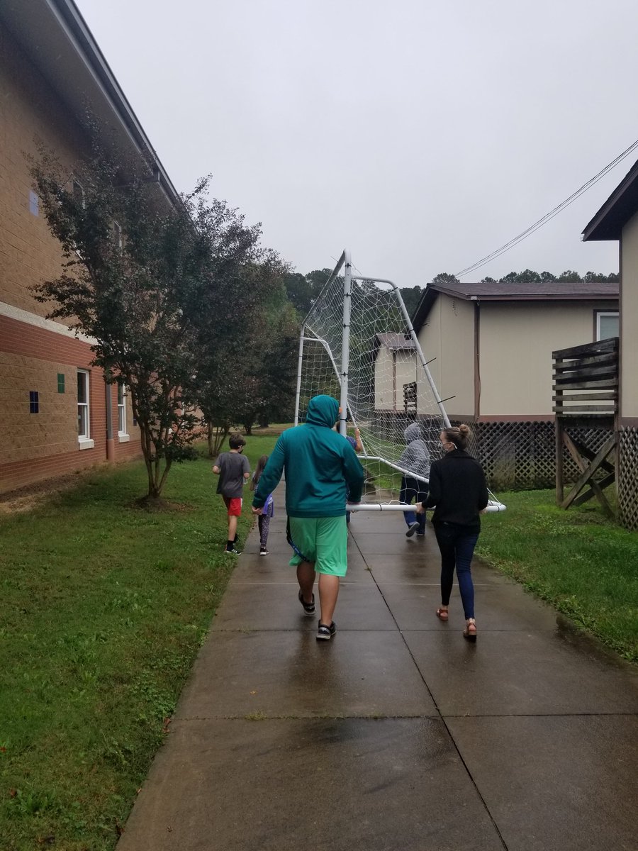 AngelaFieldsLit's tweet photo. Sidewalks are ready and soccer goals are in place! PTA is wishing our students a wonderful first day back! We love our FRES Falcons! #SuperFRES @ForestvilleRd https://t.co/JLr9VXQ4nU