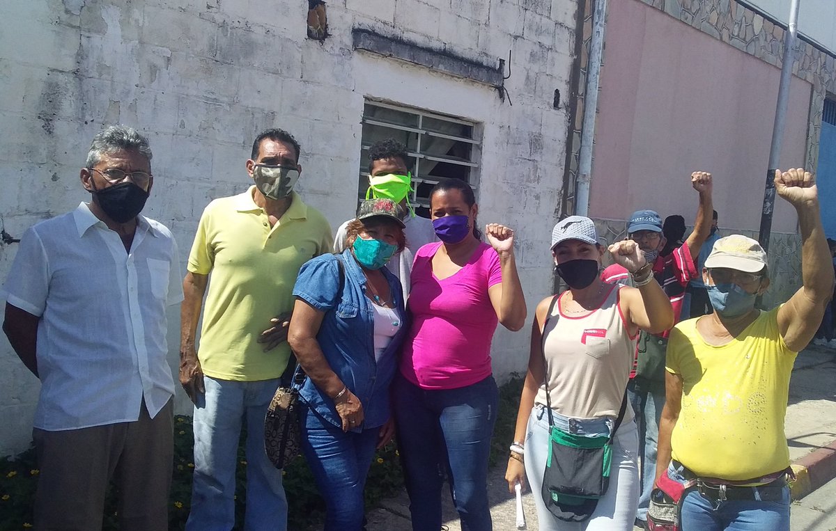 coromoto_2's tweet photo. Hoy #25Oct los CLAP de La Coromoto municipio #Girardot parroquia #LosTacariguas activos en el #SimulacroAN2020 excelente jornada #VenVamosJuntos6D @NicolasMaduro @MTorresValbuena @Mercal__Aragua 
@amigosdemcy1 
@PartidoPSUV 
@clap_torre 
@Adri2983 https://t.co/i3ADgS1kqx
