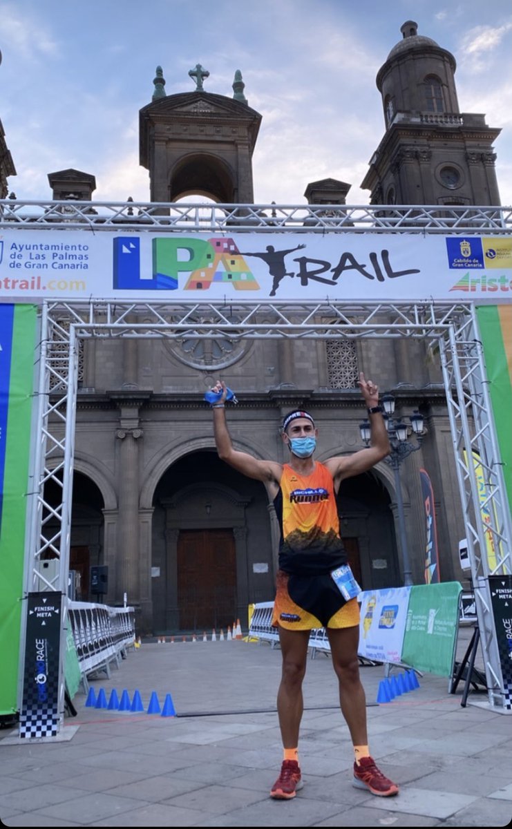 sandramorenosa's tweet photo. Con mascarilla, con gel hidroalcohólico, sin fiesta final, sin entrega de premios, pero feliz de volver a competir ayer en la #lpatrail . No podía tener mejor regalo de vuelta que compartir primer puesto de la general con mi sobrino. #EsteVirusLoParamosUnidos #muchoporvivir https://t.co/ZdpSdKqlJS