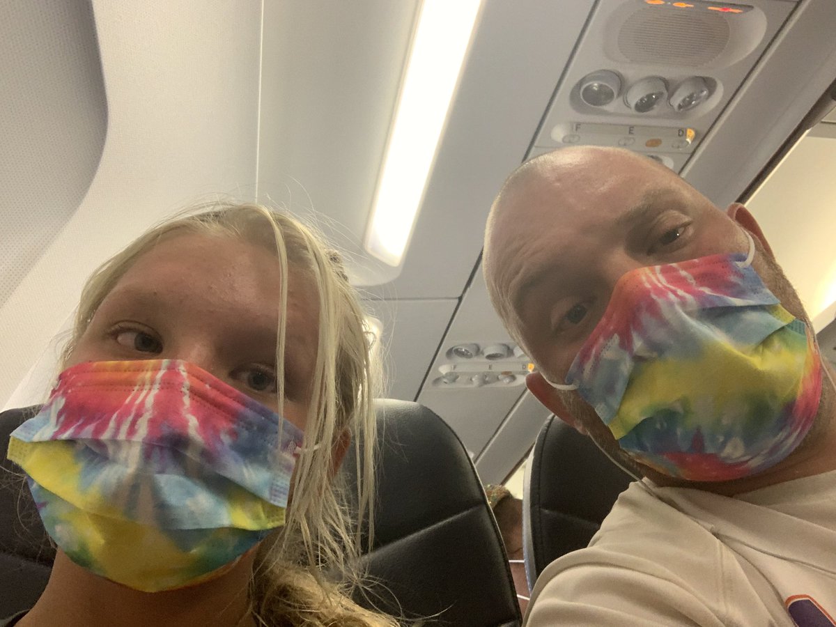 Happy to take off on this ✈️ back to Virginia from Florida with the one and only @GabrielseAlex #airplane #orlando #florida #softball #travel https://t.co/ISo3d7mACB