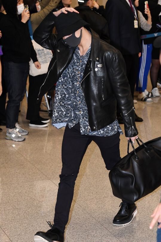 jungkook louis vuitton bag