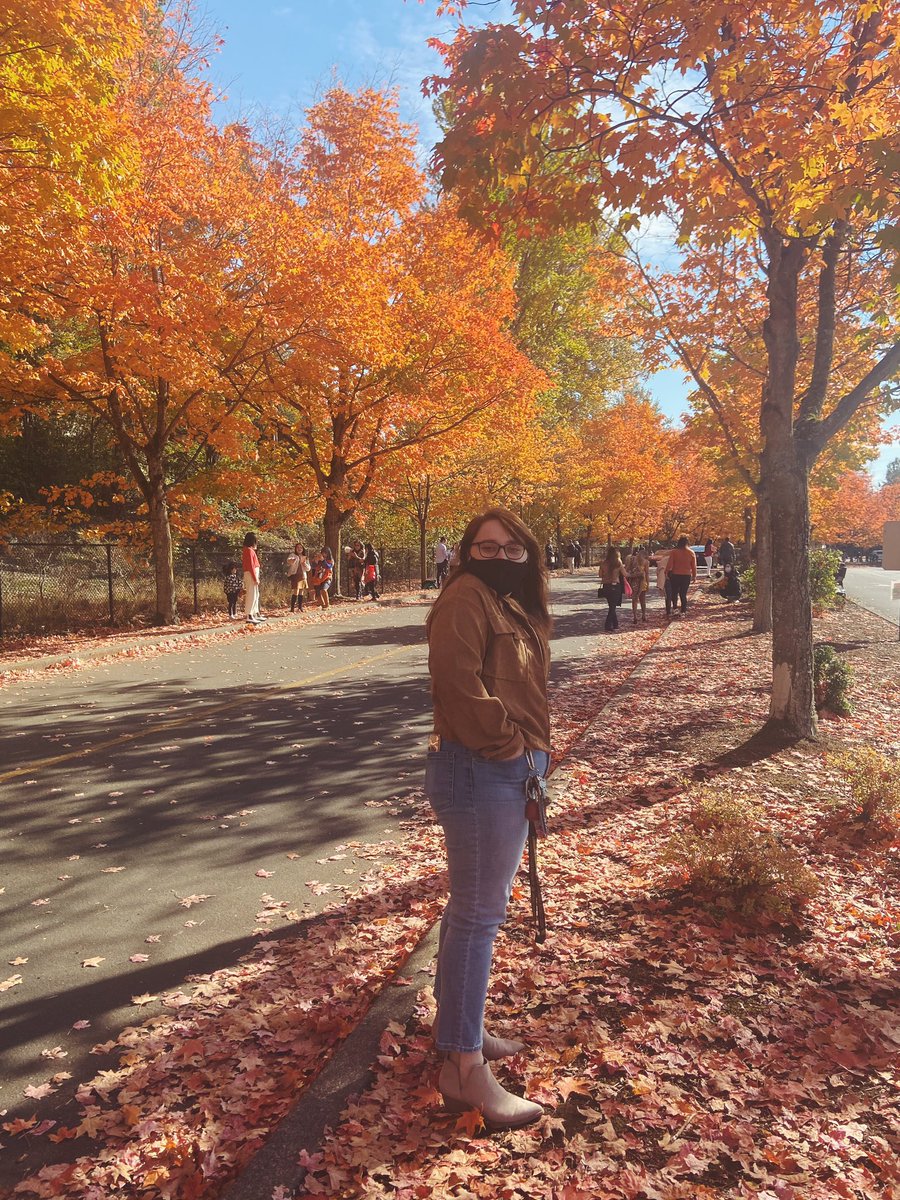 becksbaemer's tweet photo. Went to my favorite park today, nobody was wearing a mask. I understand wanting mask-free pictures but damn please wear a mask https://t.co/rqizulbcbr