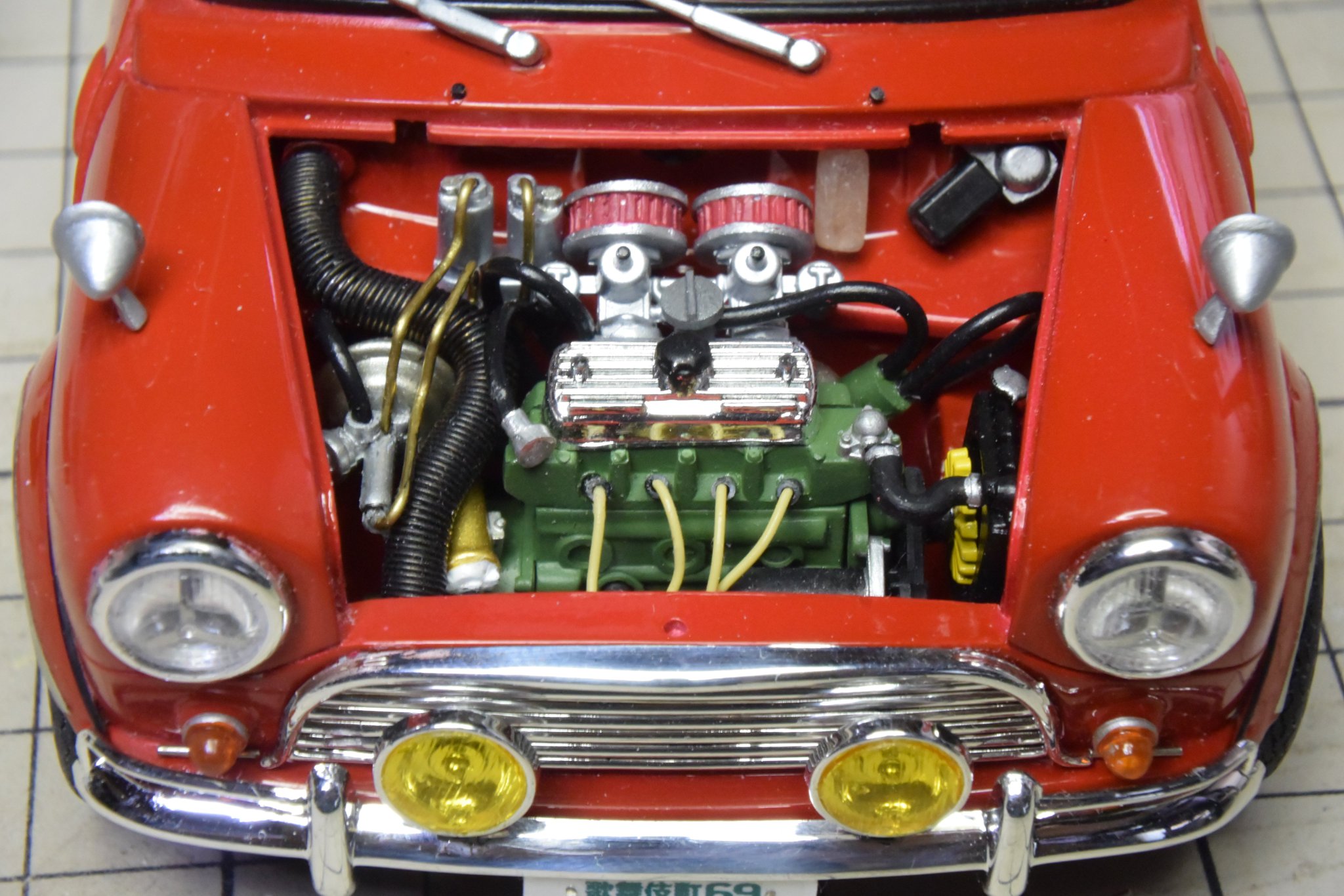 棚瀬和重 10月26日発売のモデルカーズ295号の巻頭特集 演じるクルマ に使用します 劇場版シティハンター 新宿プライベートアイズ で主人公冴羽遼が乗るモーリスミニクーパー1275sを制作しました 他にも素晴らしい作品が一杯載ってい