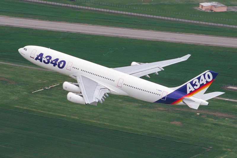 martynaspphotos's tweet photo. #ThisDayInHistory is in 1991 when the @Airbus #A340 200 made its #first #flight #avgeek #aviation #aviationdaily #plane #aircraft #travel #otd #aviationaddicted #planespotting #AviationPhotography @AirbusInTheUK #ThisDay Buy the book #FlyingFirsts at https://t.co/3eStVVRL8F https://t.co/tSBm1R3t9j
