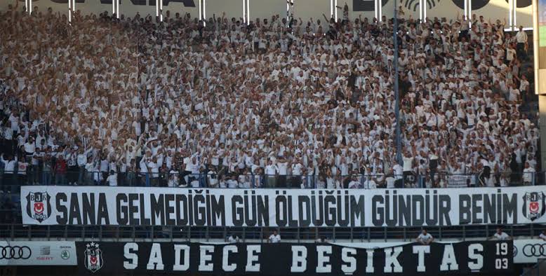 FatihMsr5's tweet photo. En Güzel Beşiktaş'ın Çocukları sever 🖤🖤 https://t.co/gngstEzzYK