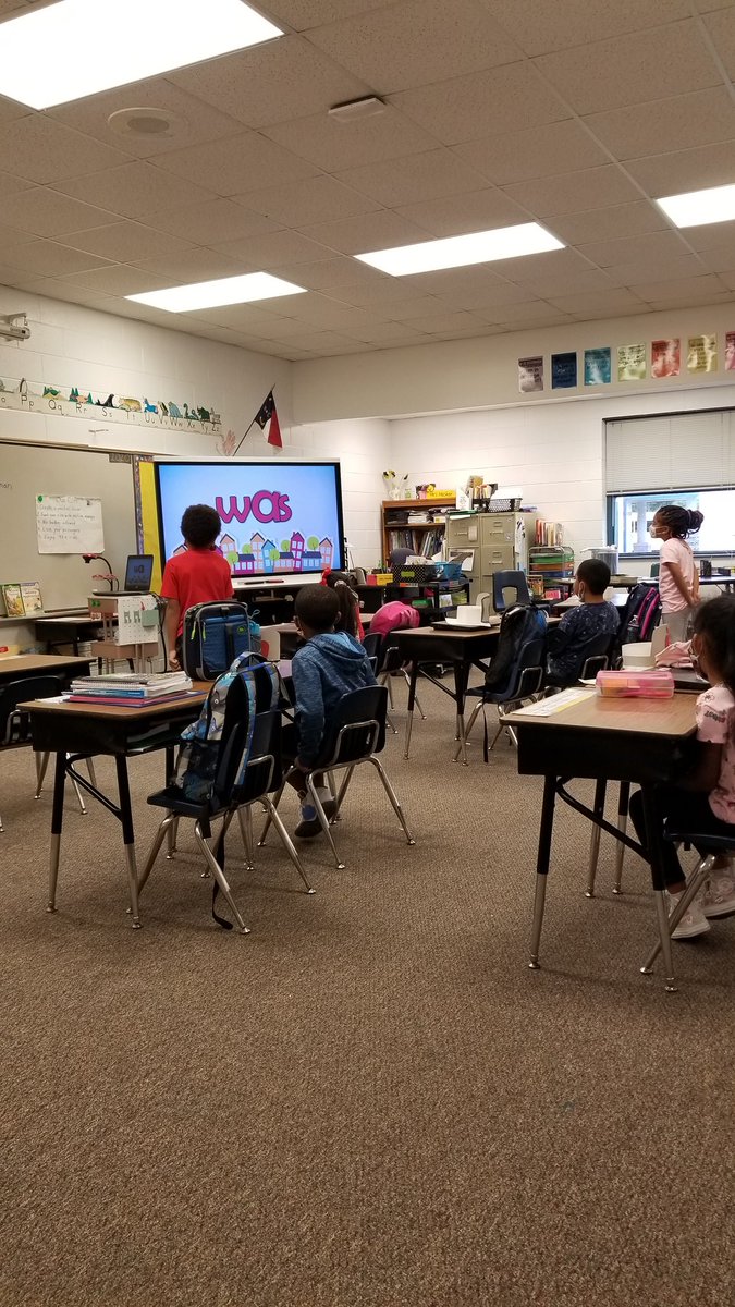 HFirsties's tweet image. Word work time in Mrs. Mosher's class! #2020