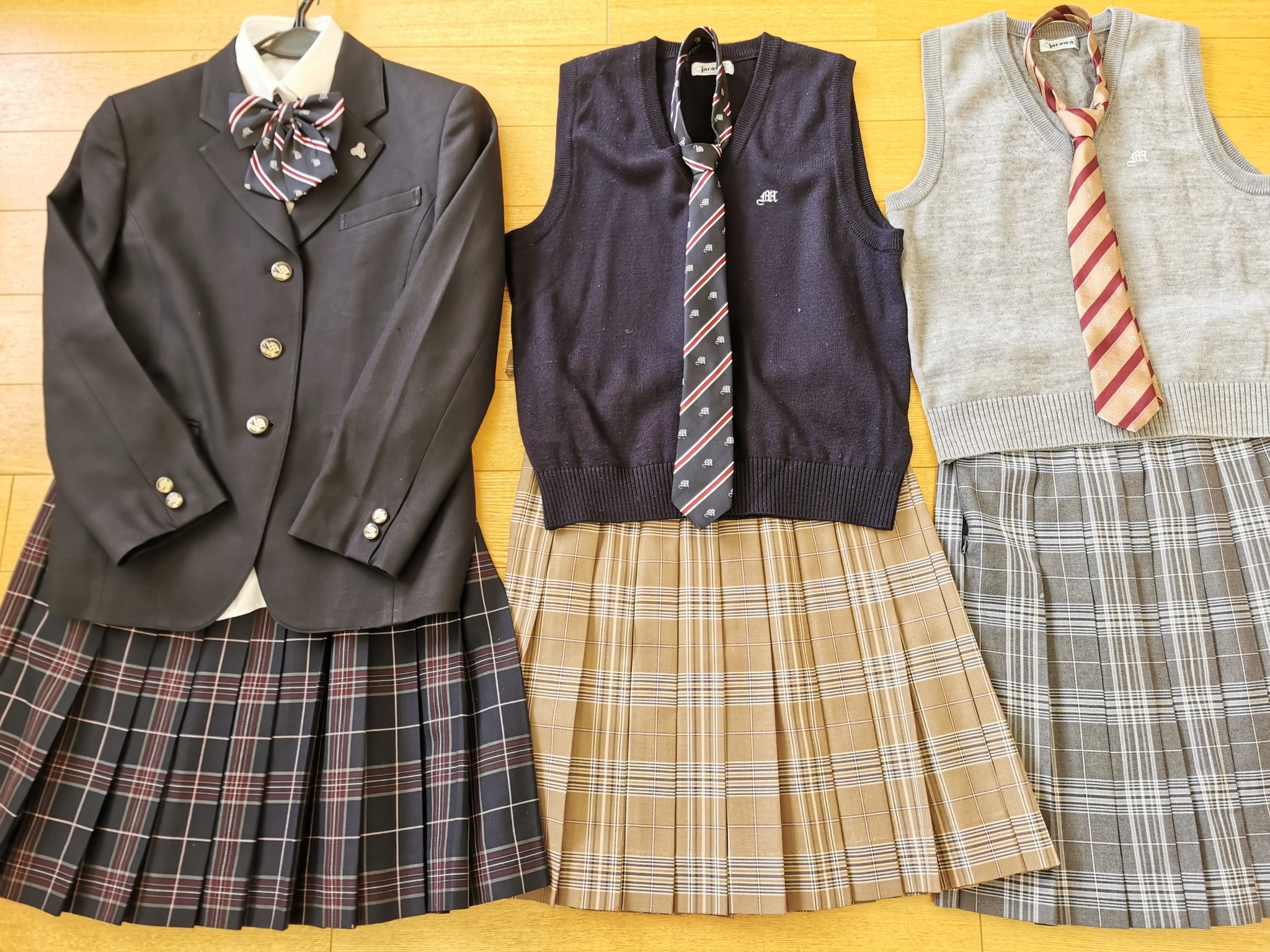 在 Twitter 上查看 Seifuku Shop 的推文 Twitter