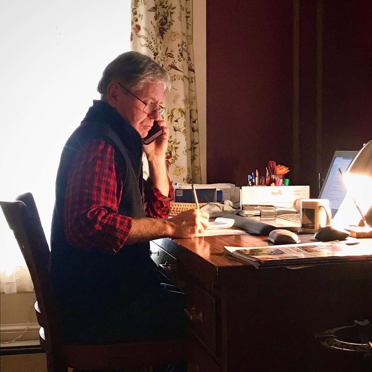 BrianSmithCT's tweet photo. COVID has changed so much about our lives, including what it looks like to serve as a legislator or to campaign for this seat. What hasn't changed for me is that I'm always willing to to talk to constituents about the issues that matter to you. Give me a call at 860-617-8959. https://t.co/C53gMKtNV2