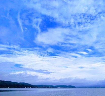 mchughpmtlib's tweet image. We&apos;re excited for our Afternoon Adult Art Class on Tuesday at 1!  We will be looking at clouds and sharing art we&apos;ve been working on #libraryartclass #mchughpiermontlibrary #piermontny #cloudatlas