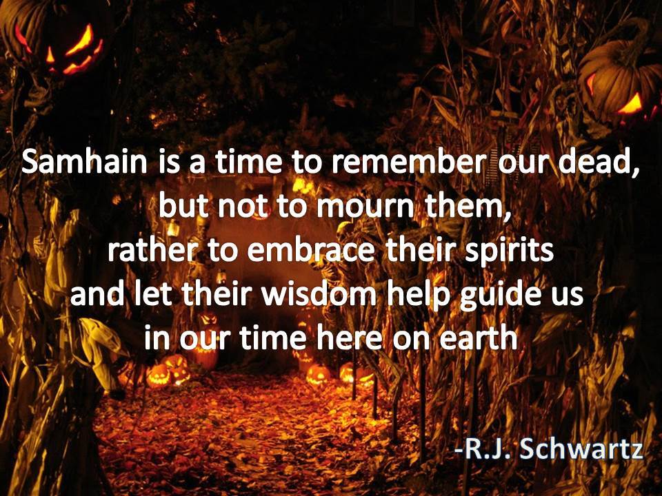Listen to IRL Member Mairead tell the origins of Halloween and the meaning behind the Irish tradition of Samhain here - ow.ly/BEqO50C28zP
#samhain #halloween #irishorigins #irishtraditions #history #storytelling #ireland #irlfestival #kwawesome #watreg #kitchener #waterloo