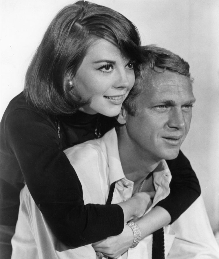 Natalie Wood and Steve McQueen, Love with a Proper Stranger (1963).
Natalie Wood called working on this film “...the most rewarding experience I had in all films, all the way around." https://t.co/rERlRHeNvq