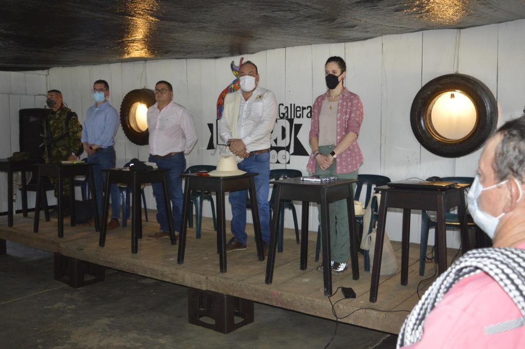 ftc_omega's tweet photo. #ParaLeer Exitoso y con trascendencia histórica, fue el encuentro entre el alcalde de La Macarena y San Vicente del Caguán, en La Cristalina. Actividad desarrollada gracias al acompañamiento brindado por la Fuerza de Tarea Conjunta Omega, de las @FuerzasMilCol https://t.co/FfXUxdcFaz