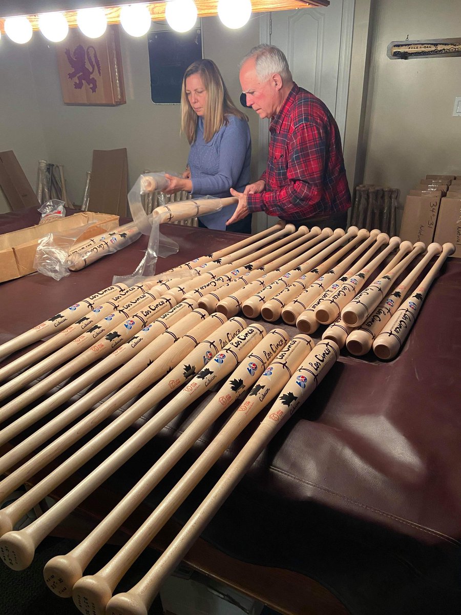 JosefinaVidalF's tweet photo. Giving a helping hand to Bill & Nora Ryan with the packaging of Cubacan bats made by them, which will soon be shipped from #Canada🇨🇦 to #Cuba🇨🇺 for the 60th national series. Thanks for your friendship & tireless work in support of Cuban baseball⚾!
@CMontiller @EmbacubaCanada https://t.co/vF5meGbnNA