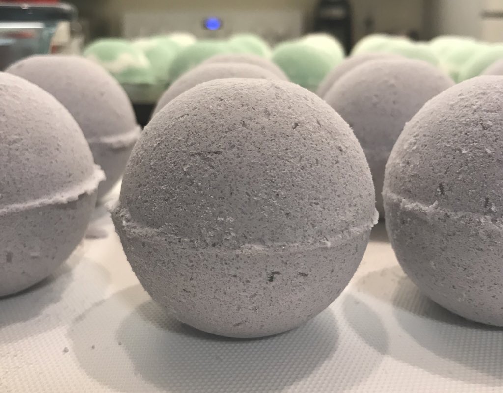 I spent all day making bath bombs! These purple ones are going to be apart of the Halloween launch and they have a secret in them! I will be dropping these and others at 3 pm cst tomorrow! (The green ones are for a baby shower! So those won’t be for sale!)