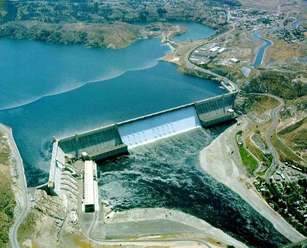 thetotalreport's tweet photo. The 8 Most Awe-Inspiring Dams in America
https://t.co/Bewq7g36WB #thetotalreport #totalreport #dams #america #inspiring #inspiringdams #mountainous #Arizona #California #Washington #Montana #rockies https://t.co/E6aMGHoxqr