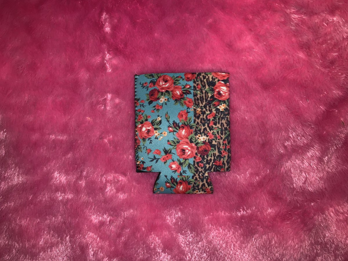 Leopard and Rose koozie🌹 (Pre-Order)

$8 +Shipping