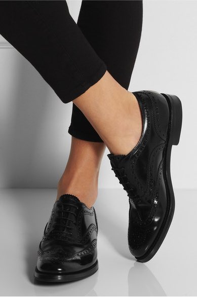 Capricorn (comfy shoes that they find fashionable, but know how to be serious to give off this well polished and mature look)