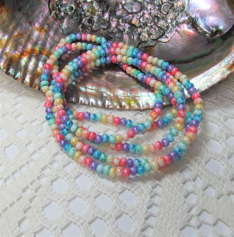 paperbeadboutiq's tweet photo. Seed Bead Stretch Bracelet, Wrap Bracelet, Layering Bracelet, Boho Bracelet, Rainbow Bracelet, Handmade Bracelet, Speckled Rainbow https://t.co/fmmrzWpRND via @Etsy
#rainbowbracelets #rainbowjewelry #stretchjewelry #seedbeadjewelry #unisexjewelry https://t.co/T3k4CzjOJ8