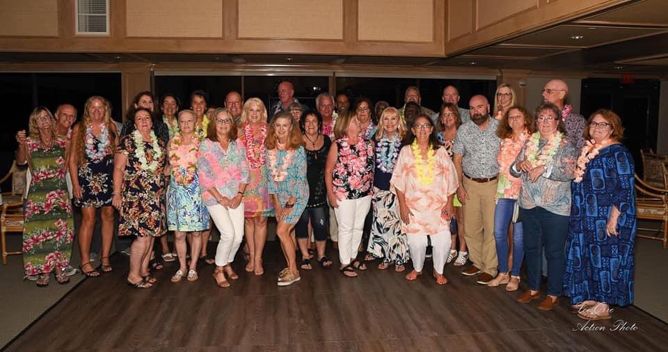 janietv's tweet photo. From kindergarten to high school graduation...these are my classmates! #VBHS #class #VeroBeachHIghSchool https://t.co/F7U9itU3wl
